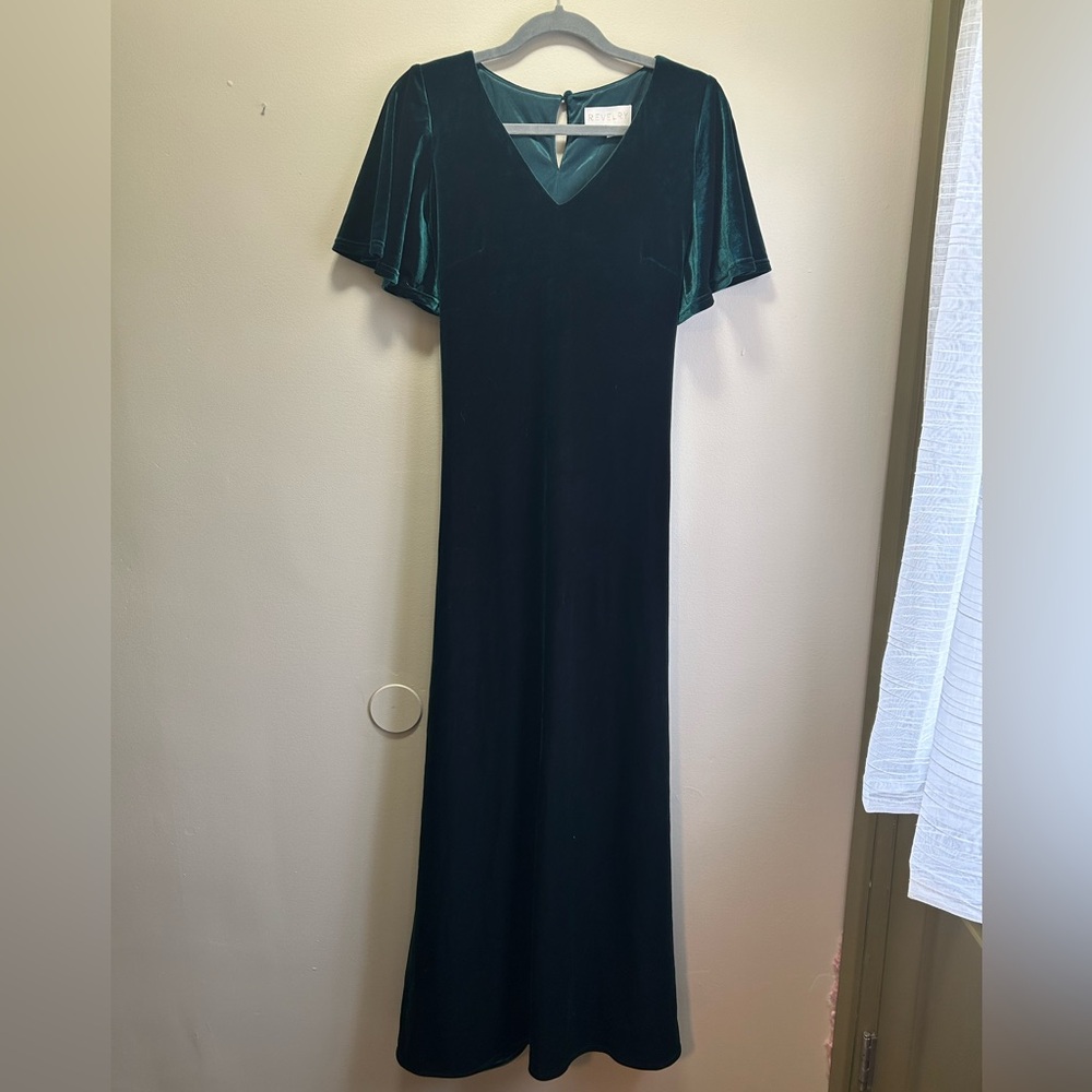 Revelry Reese Velvet Dress Classic Emerald size M (8-10)